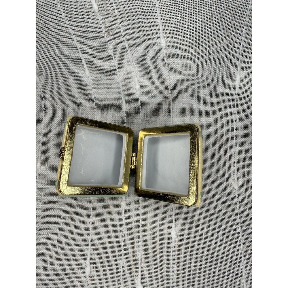 Vintage Purse Trinket Box with Snap Closure - Picture 8 of 9